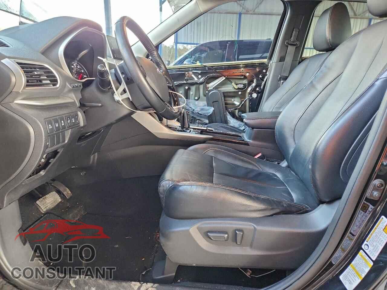 MITSUBISHI ECLIPSE 2018 - JA4AT5AA1JZ045133
