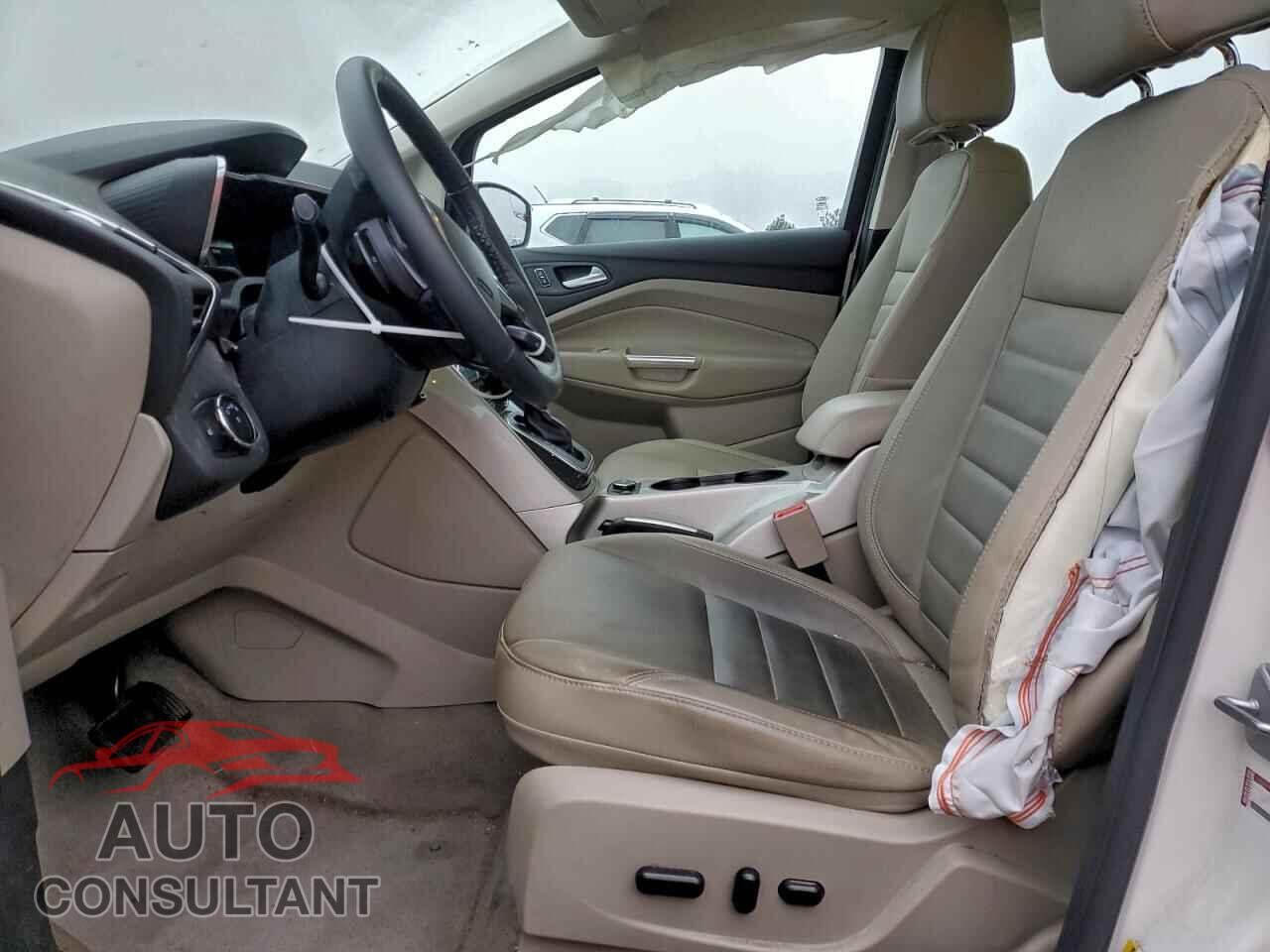 FORD CMAX 2013 - 1FADP5BU8DL555749
