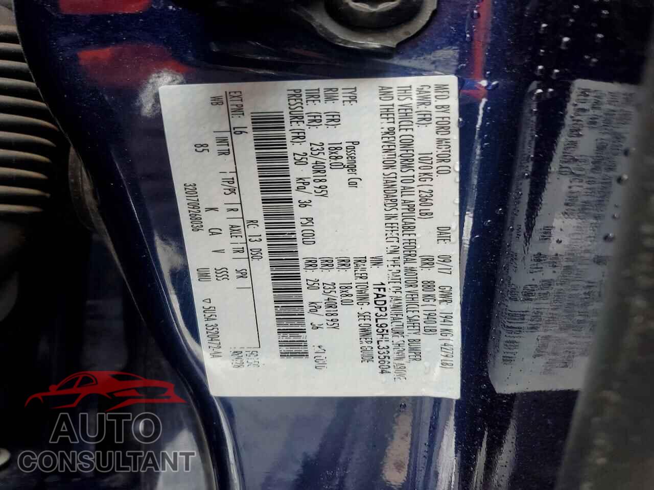FORD FOCUS 2017 - 1FADP3L95HL335604
