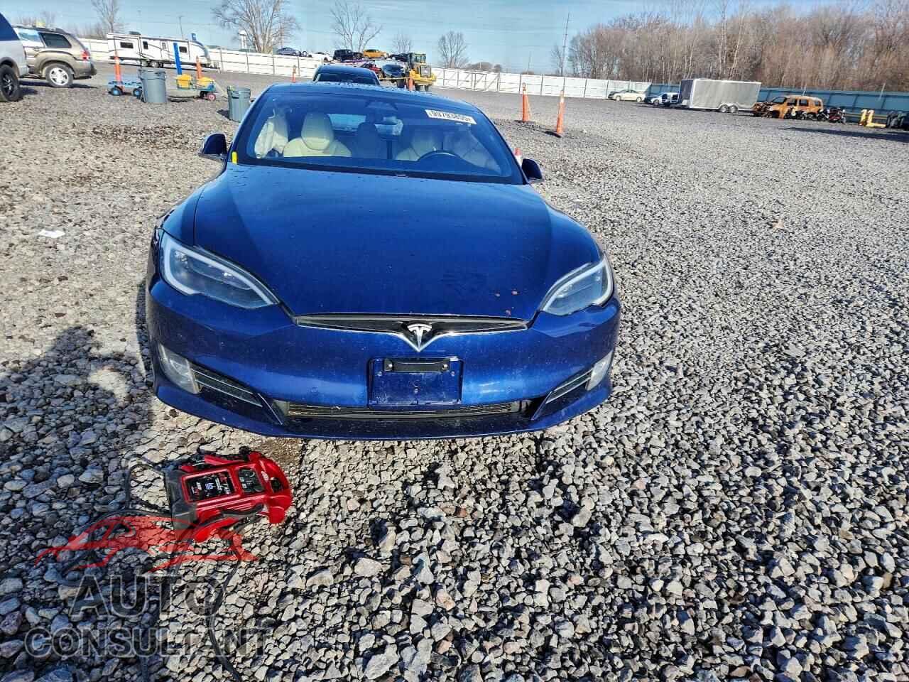 TESLA MODEL S 2017 - 5YJSA1E25HF215425