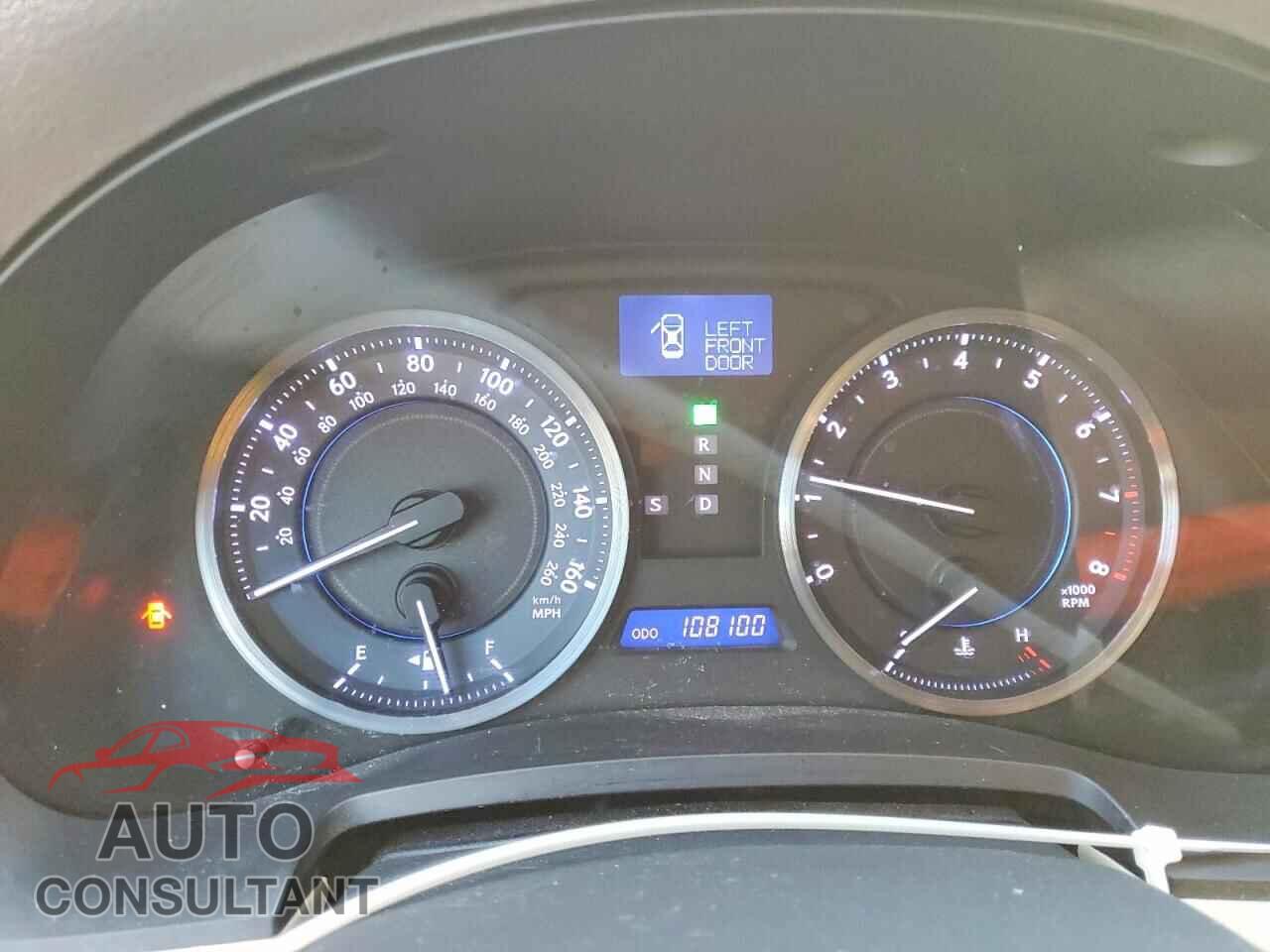 LEXUS IS 2011 - JTHBF5C21B5133484