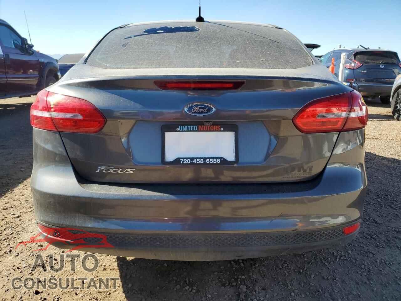 FORD FOCUS 2018 - 1FADP3E25JL211242