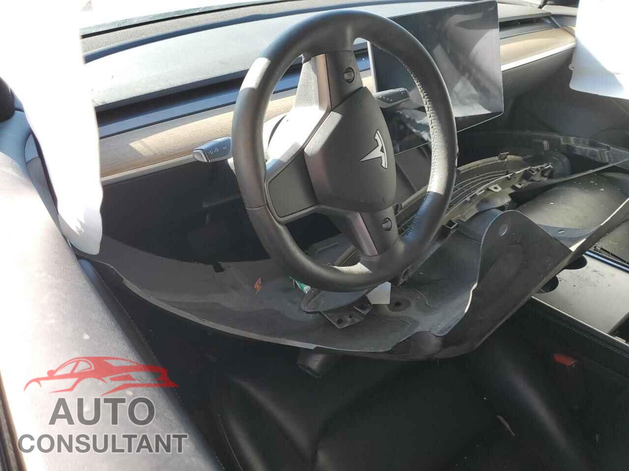 TESLA MODEL 3 2021 - 5YJ3E1EA0MF051740