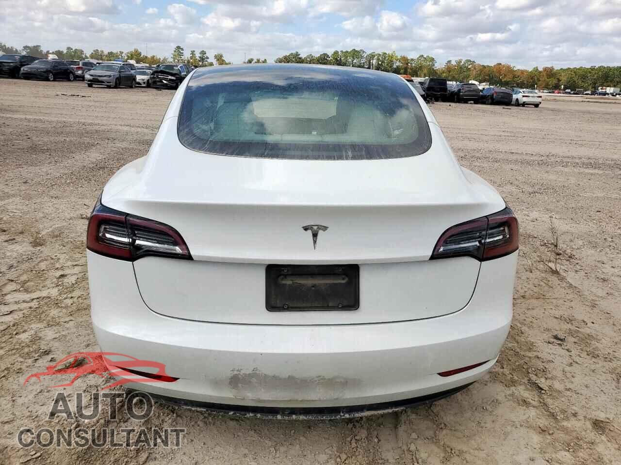 TESLA MODEL 3 2023 - 5YJ3E1EA8PF384627