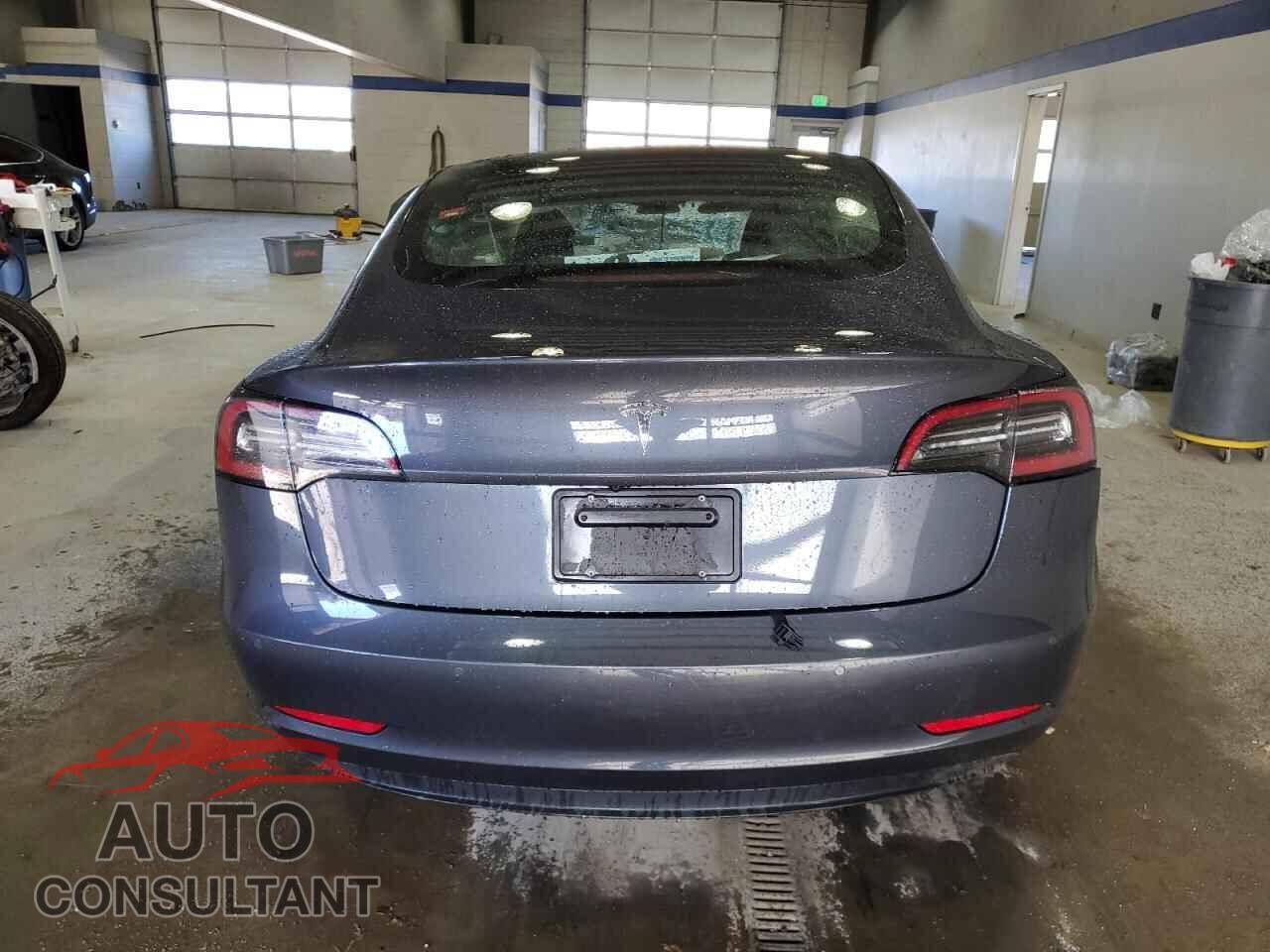 TESLA MODEL 3 2022 - 5YJ3E1EA5NF368558