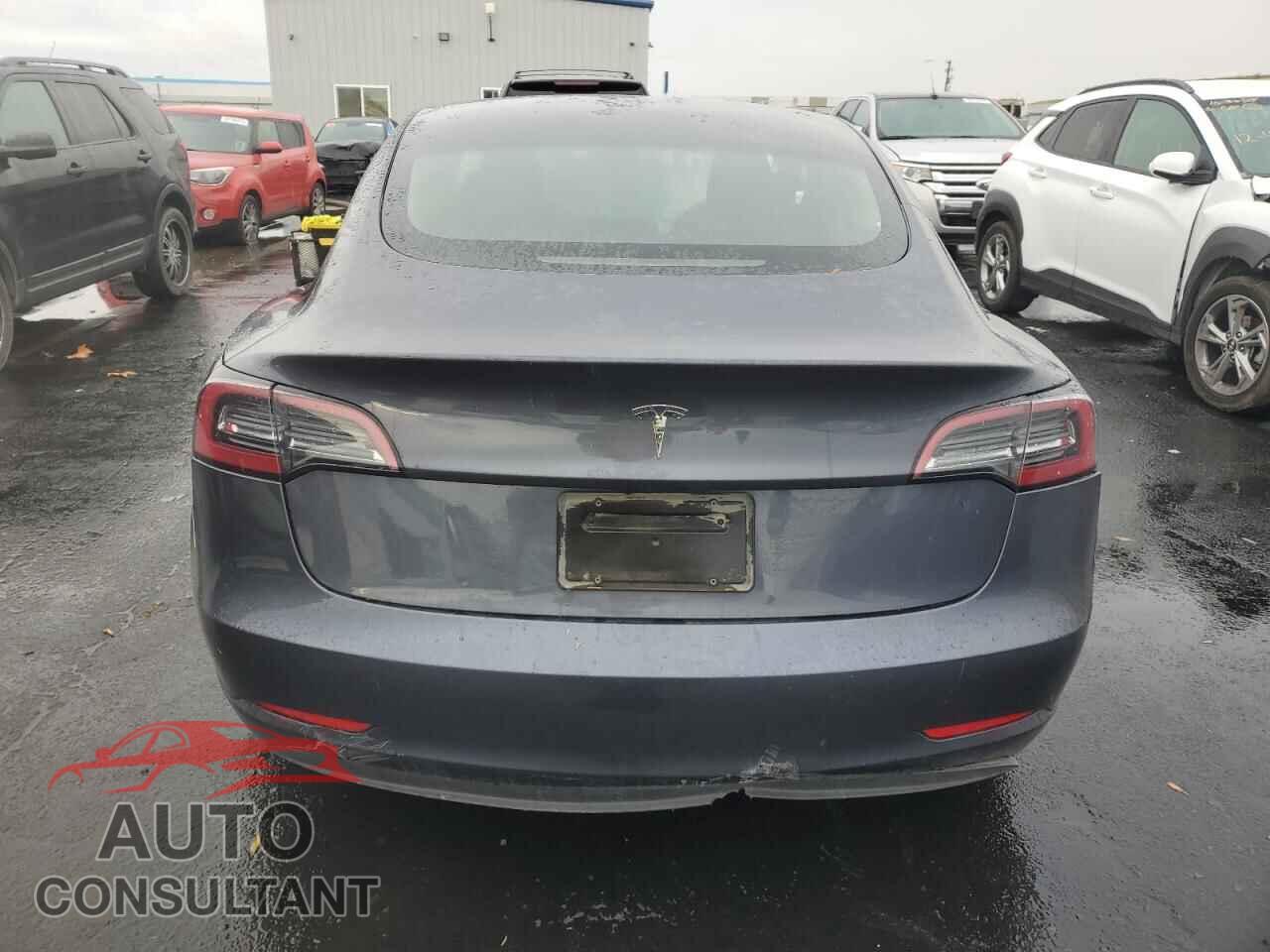 TESLA MODEL 3 2023 - 5YJ3E1EA0PF706497