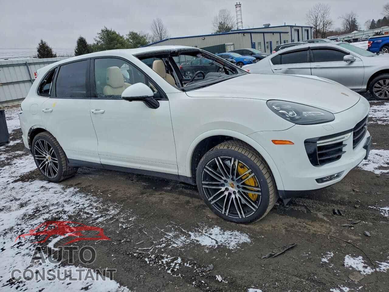 PORSCHE CAYENNE 2016 - WP1AC2A27GLA86602