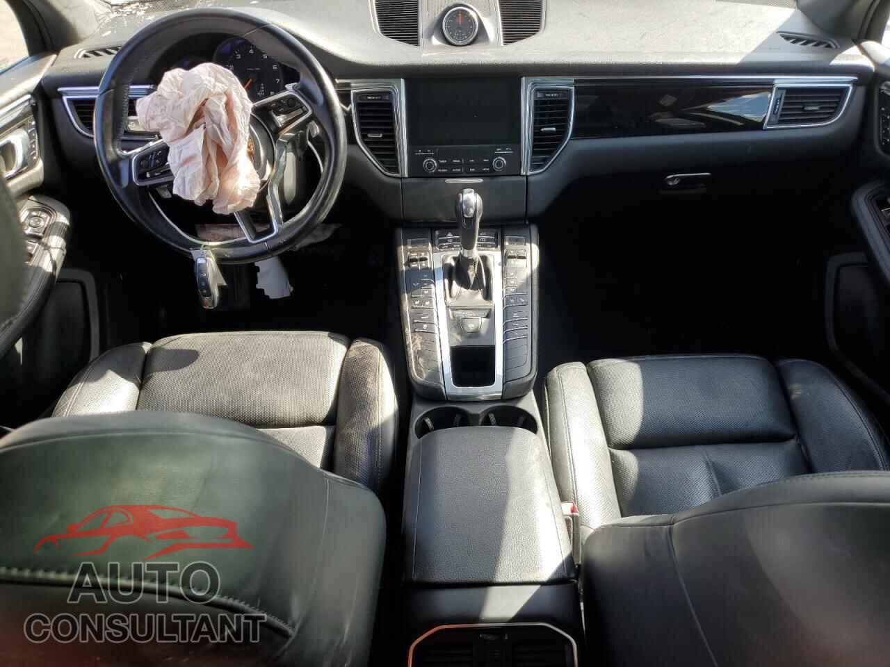 PORSCHE MACAN 2018 - WP1AA2A51JLB07337