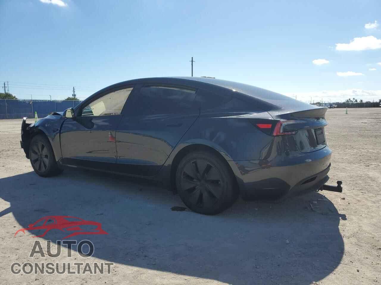 TESLA MODEL 3 2024 - 5YJ3E1EA3RF755857