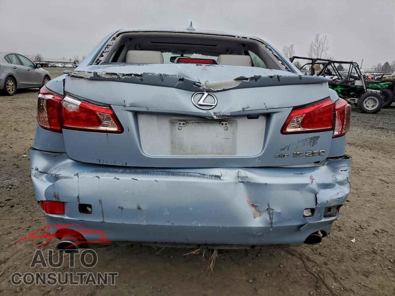 LEXUS IS 2011 - JTHCF5C2XB5047126