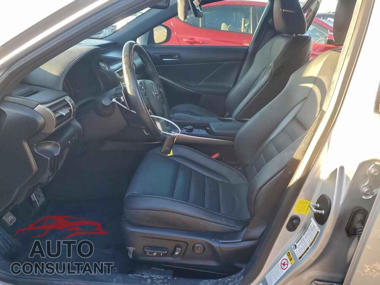 LEXUS IS 2014 - JTHBE1D22E5002840