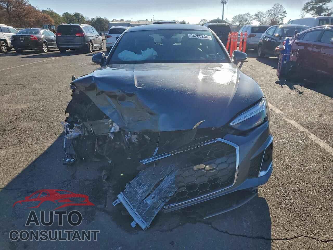 AUDI A5 2024 - WAUDADF58RA083562