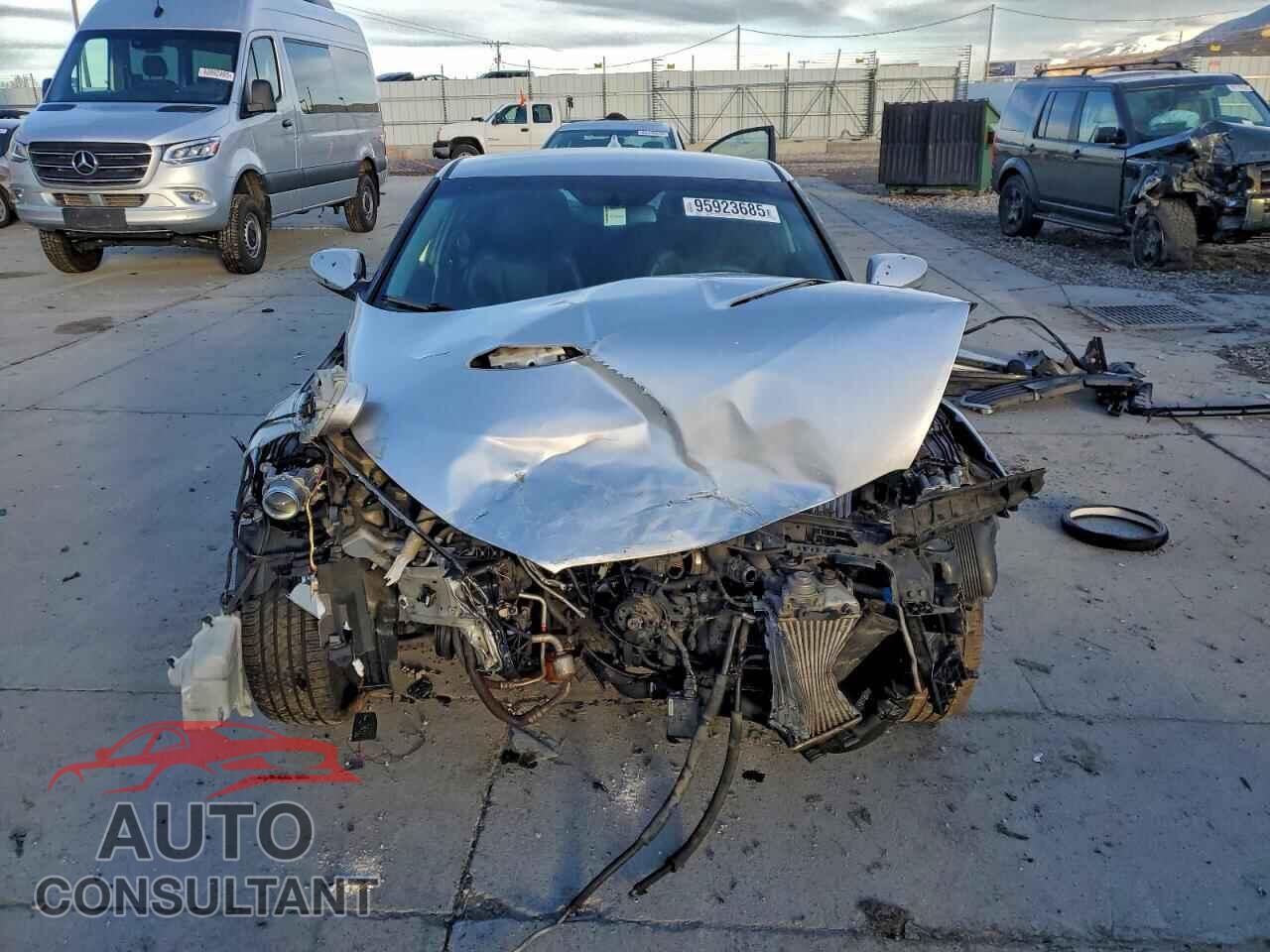 HYUNDAI VELOSTER 2013 - KMHTC6AE8DU108247