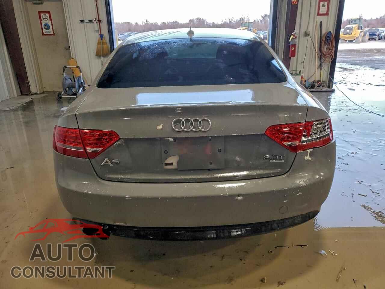 AUDI A5 2012 - WAULFAFRXCA004902