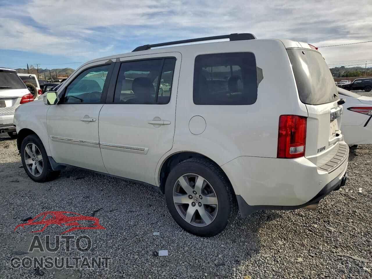 HONDA PILOT 2013 - 5FNYF3H99DB039960