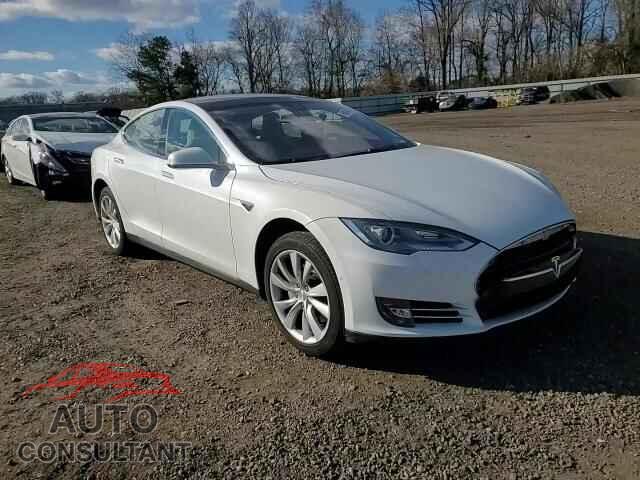 TESLA MODEL S 2015 - 5YJSA1H2XFF081679