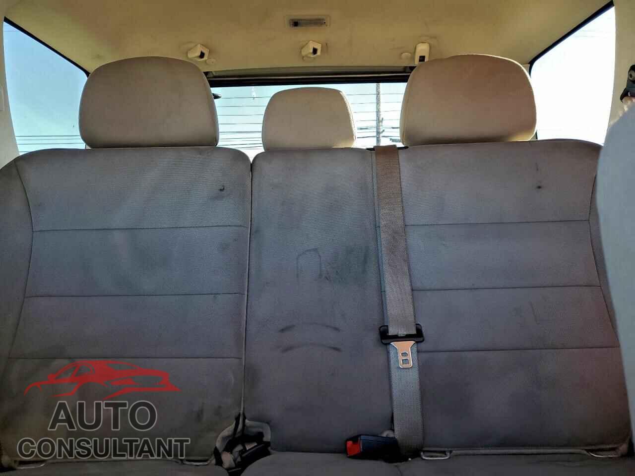 FORD ESCAPE 2011 - 1FMCU5K34BKA39120