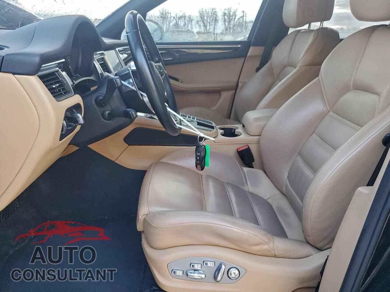 PORSCHE MACAN 2017 - WP1AA2A51HLB09292