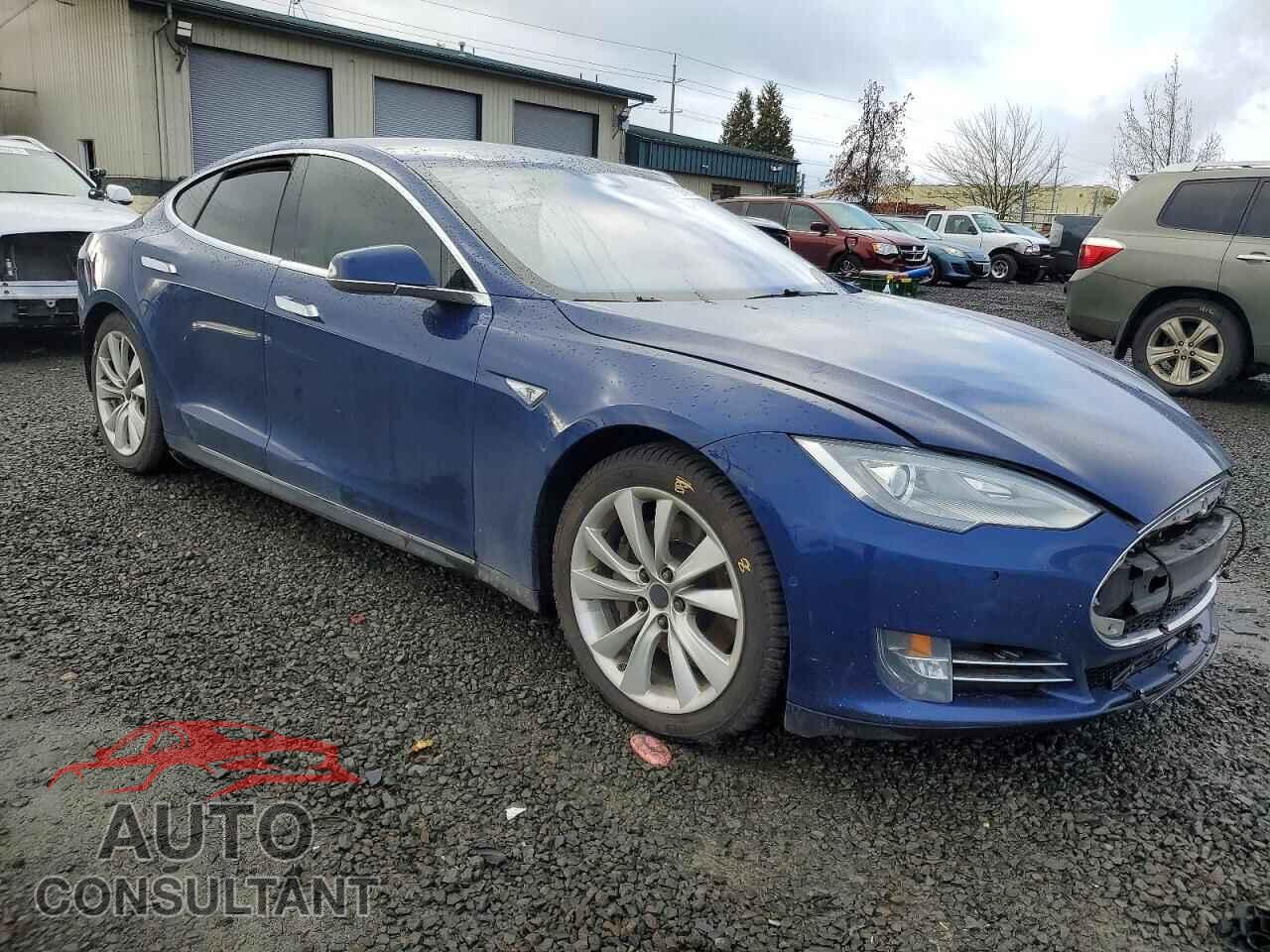 TESLA MODEL S 2015 - 5YJSA1S22FF081846