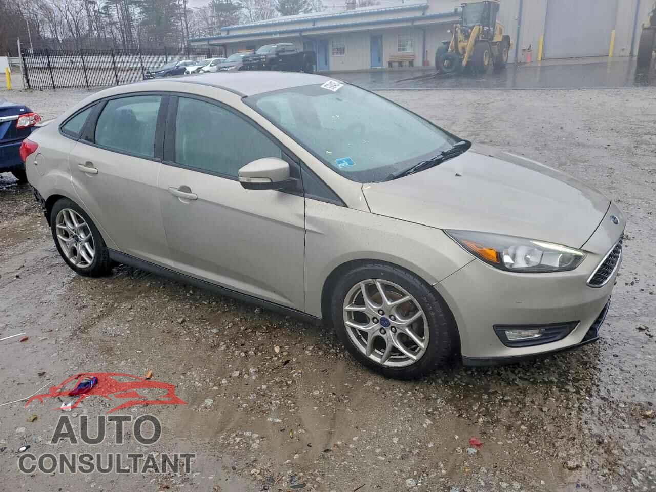 FORD FOCUS 2015 - 1FADP3F2XFL213090
