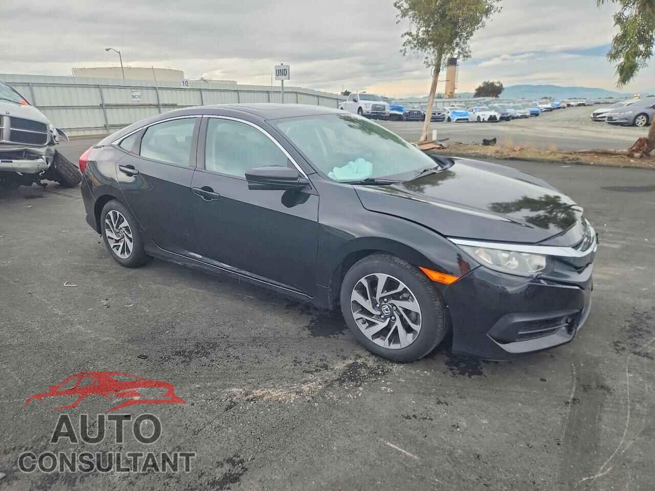 HONDA CIVIC 2017 - 19XFC2F70HE070196