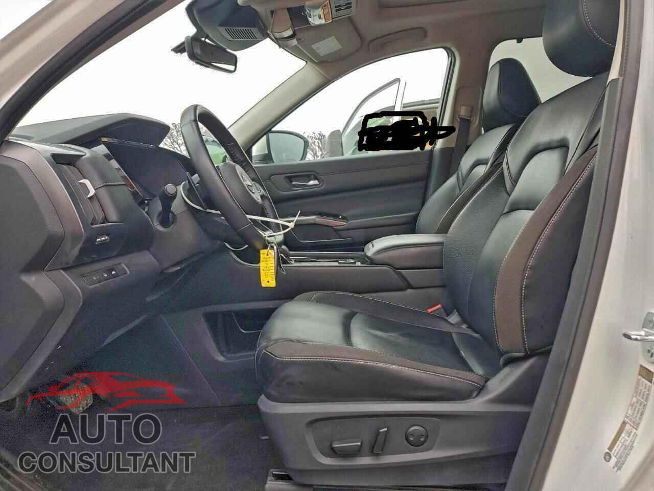 NISSAN PATHFINDER 2023 - 5N1DR3CD9PC208051