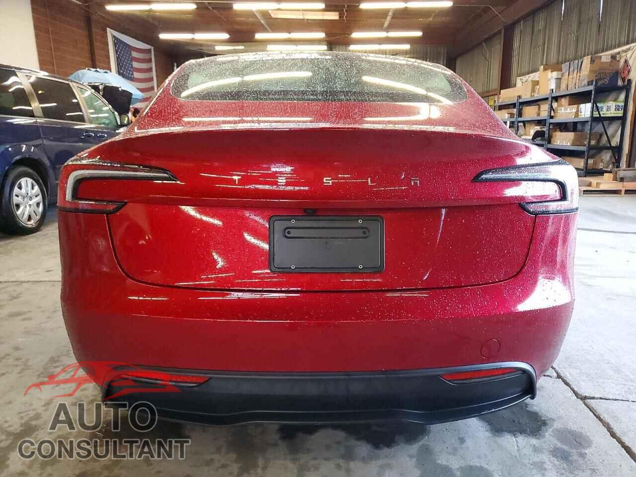 TESLA MODEL 3 2024 - 5YJ3E1EA2RF873320