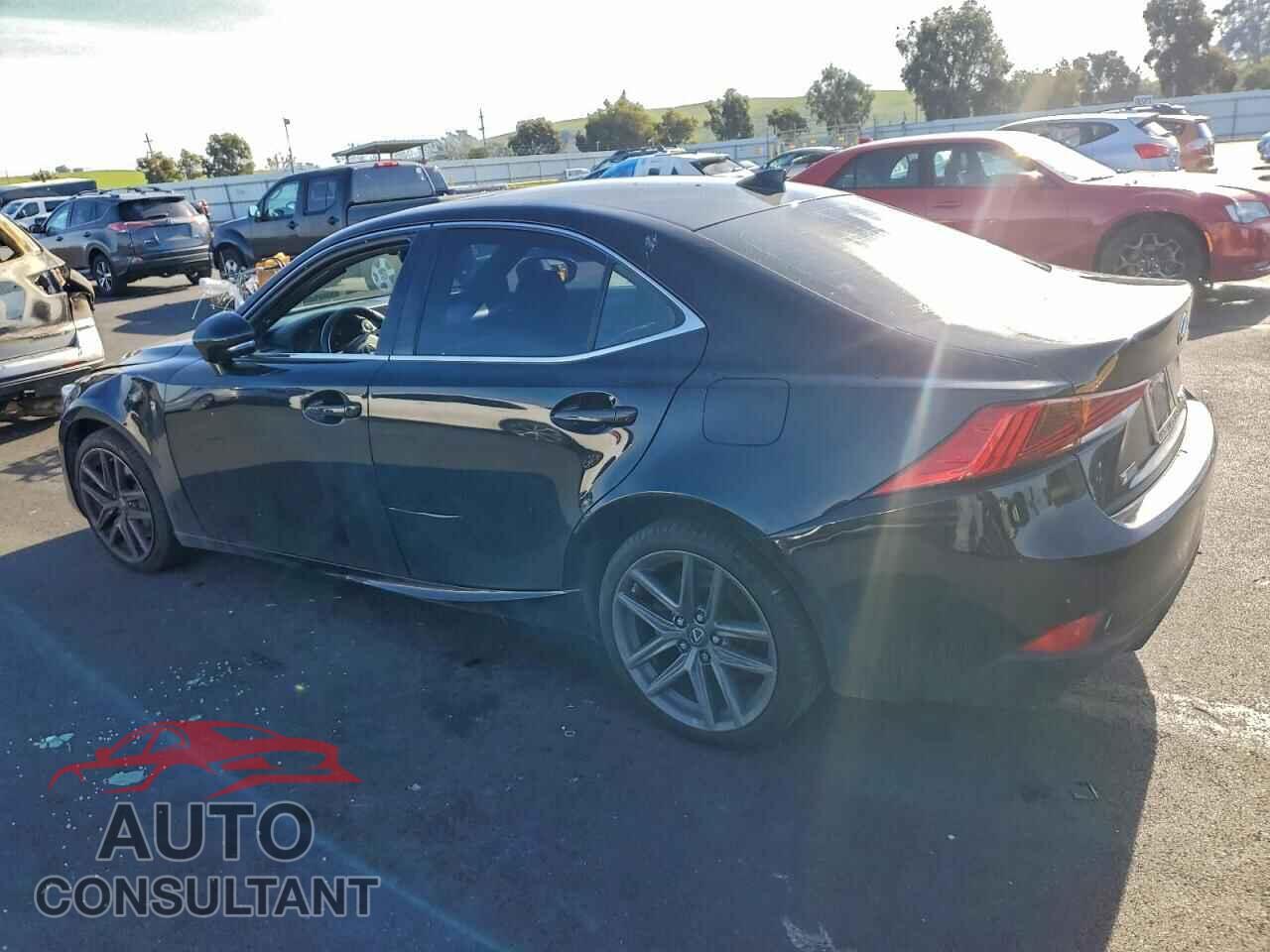LEXUS IS 2017 - JTHBA1D28H5040492