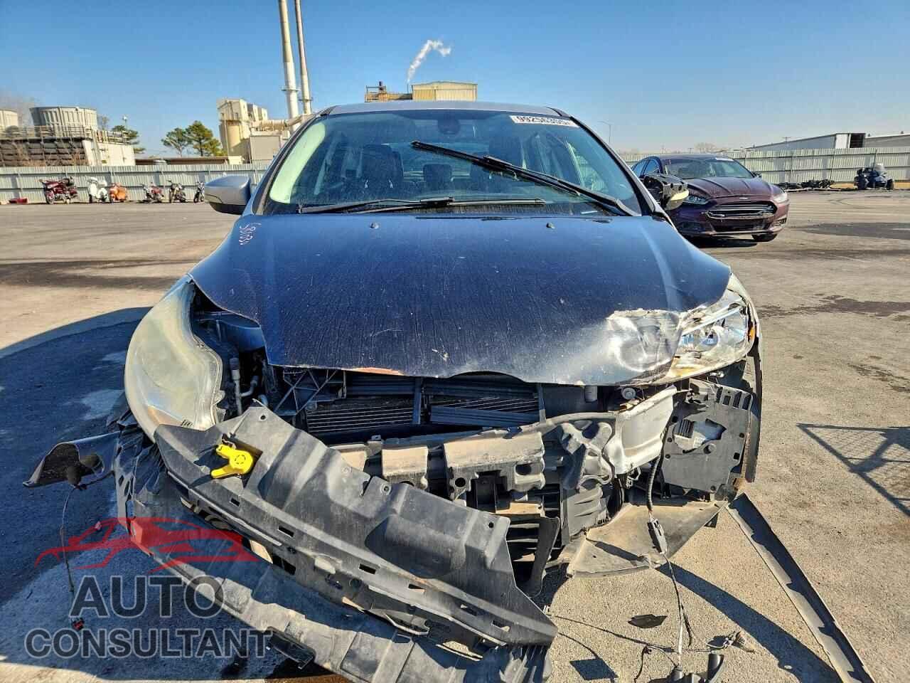 FORD FOCUS 2012 - 1FAHP3M23CL315380