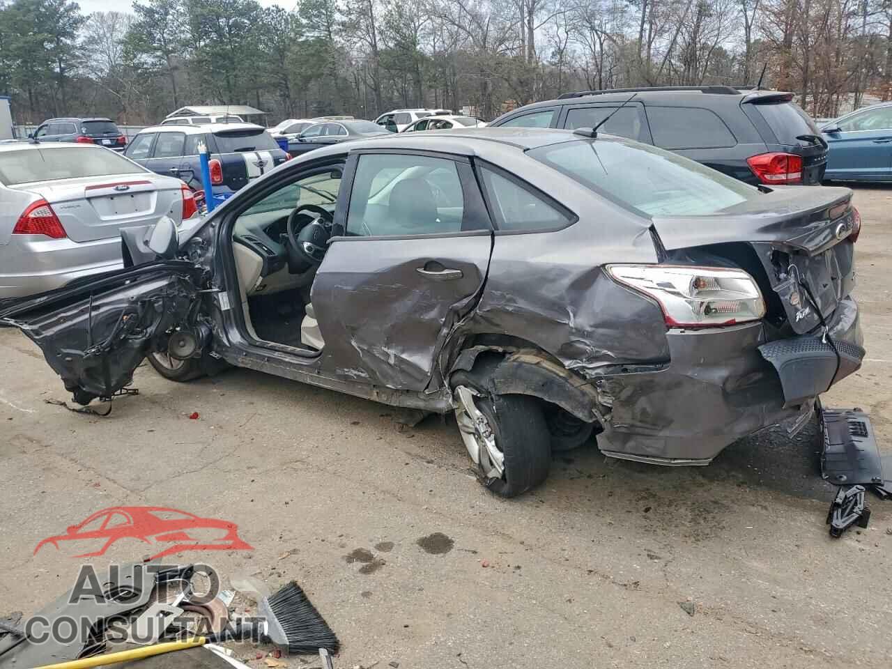 FORD FOCUS 2013 - 1FADP3F21DL311745