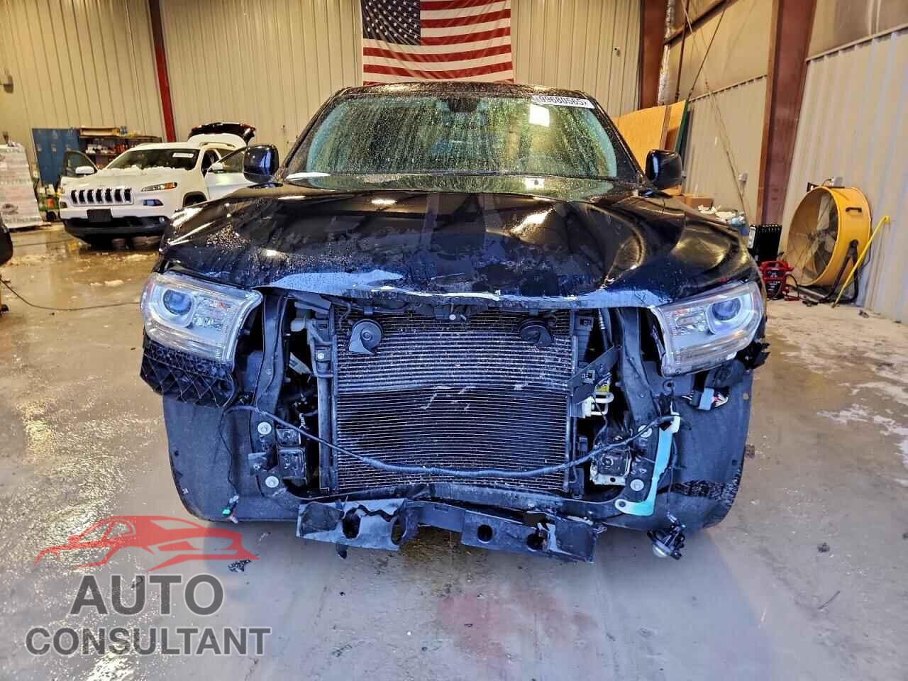 DODGE DURANGO 2018 - 1C4RDJAG3JC394834
