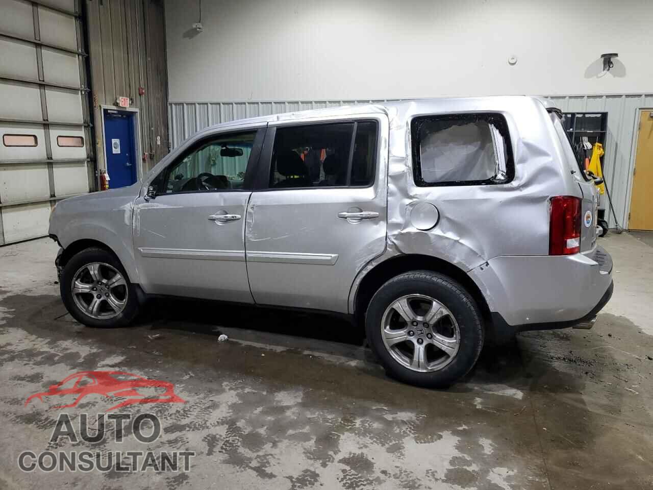 HONDA PILOT 2013 - 5FNYF4H58DB029567