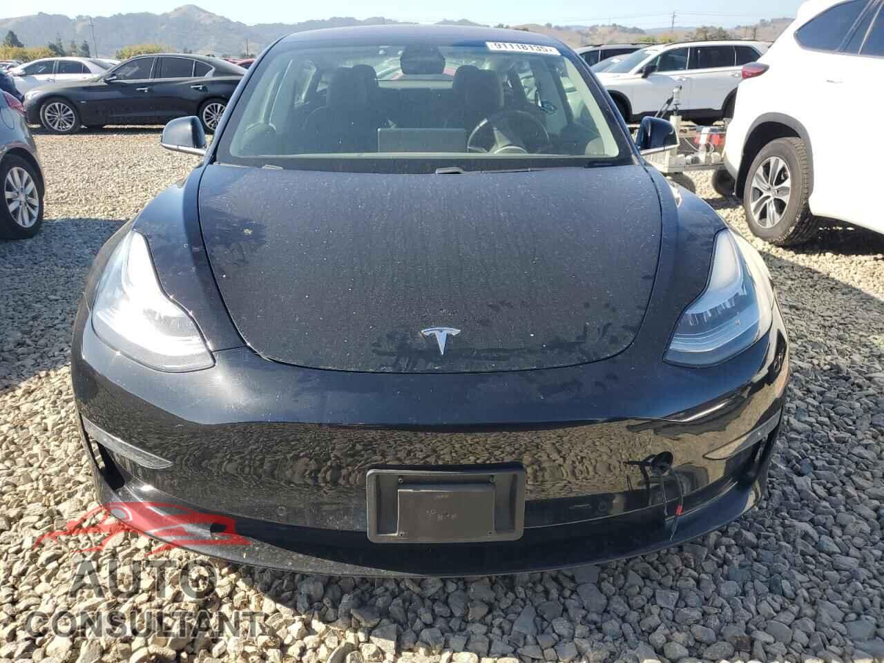 TESLA MODEL 3 2019 - 5YJ3E1EA4KF305690