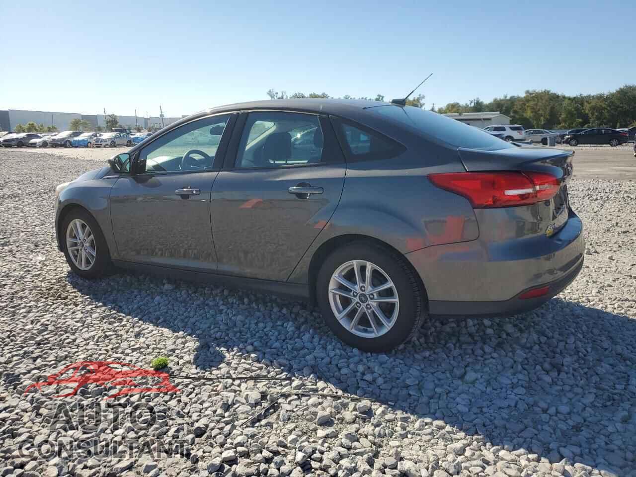 FORD FOCUS 2017 - 1FADP3F24HL346172
