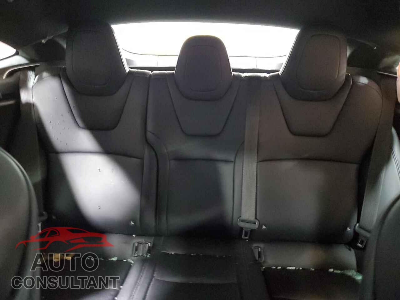 TESLA MODEL S 2017 - 5YJSA1E20HF218247