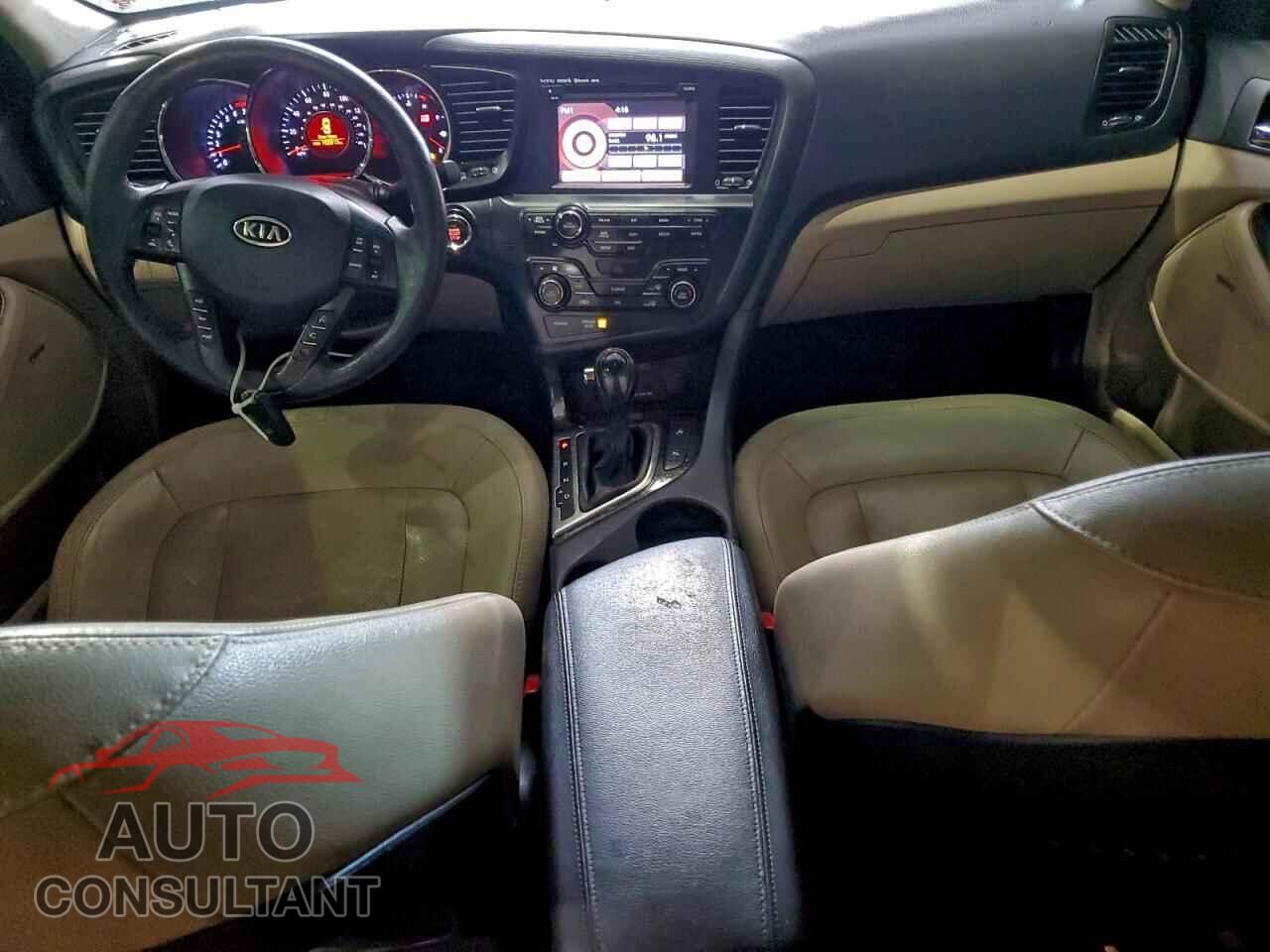 KIA OPTIMA 2011 - KNAGN4A71B5120136