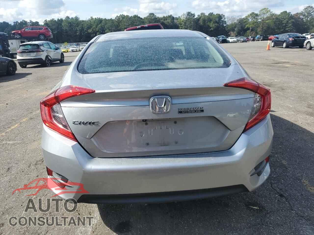 HONDA CIVIC 2017 - 19XFC2F58HE060157