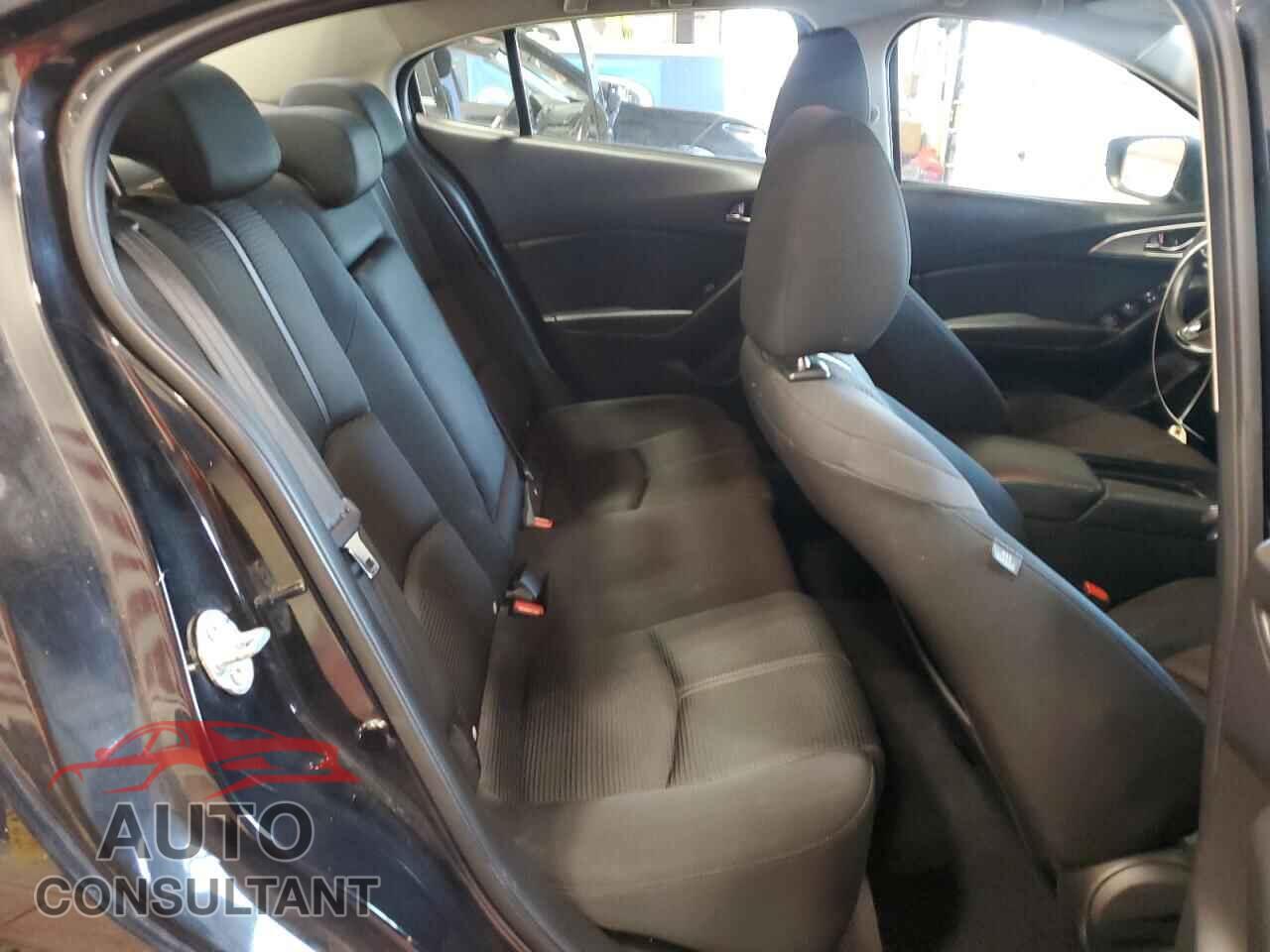 MAZDA 3 2017 - 3MZBN1U72HM153654