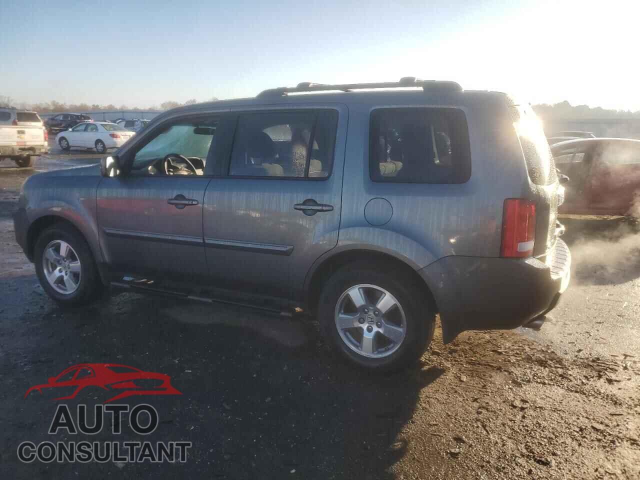 HONDA PILOT 2011 - 5FNYF4H49BB087160