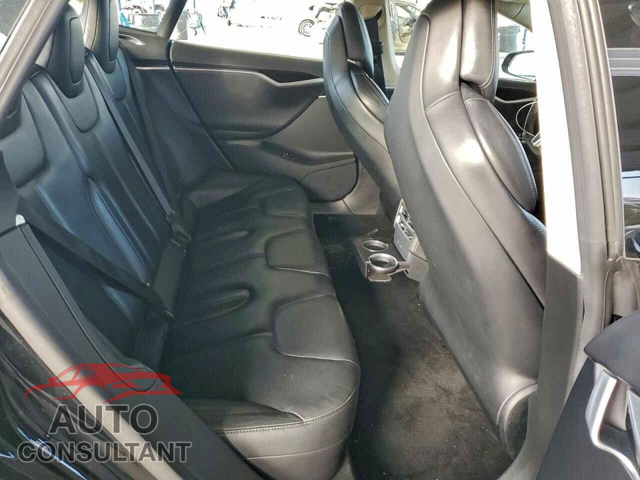 TESLA MODEL S 2017 - 5YJSA1E20HF192149