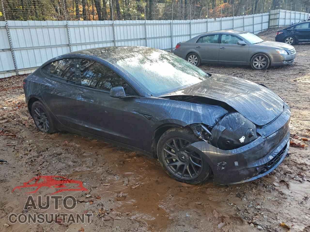 TESLA MODEL 3 2024 - 5YJ3E1EA6RF855371