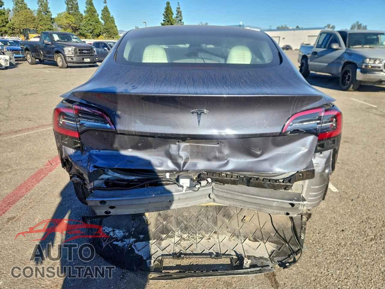 TESLA MODEL 3 2022 - 5YJ3E1EA2NF372888