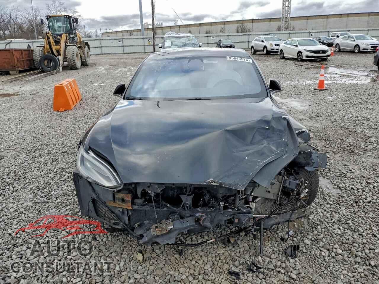 TESLA MODEL S 2017 - 5YJSA1E27HF192245