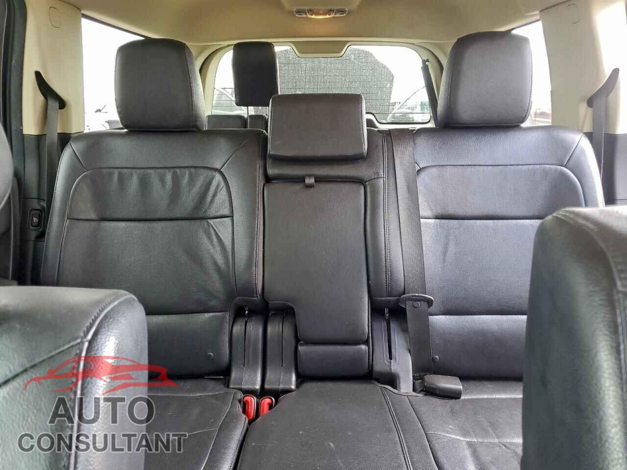 FORD FLEX 2016 - 2FMGK5D89GBA01156