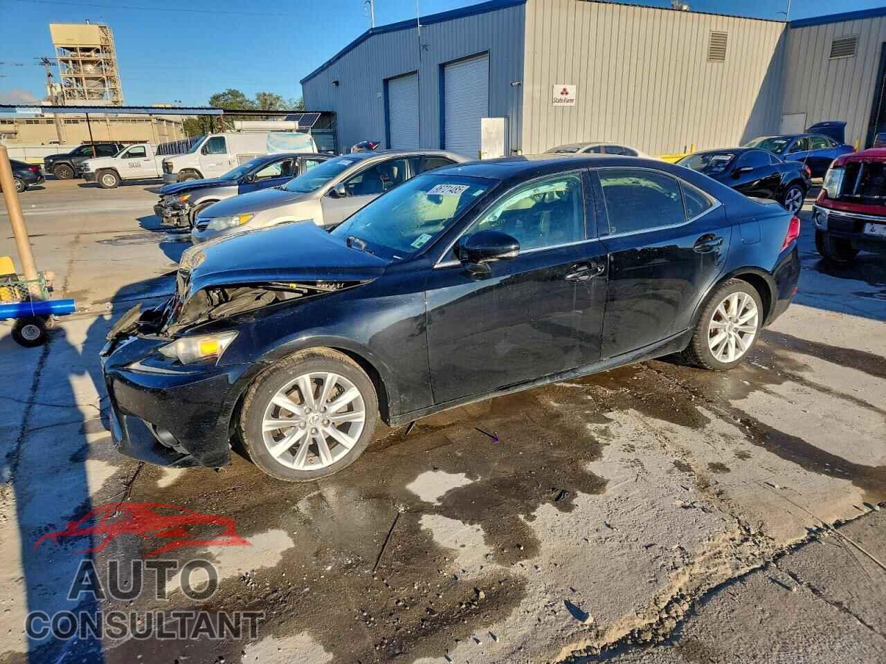 LEXUS IS 2014 - JTHBF1D21E5014412