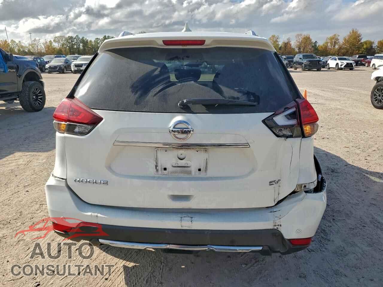 NISSAN ROGUE 2019 - KNMAT2MT6KP503022