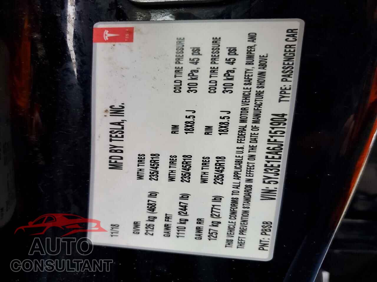 TESLA MODEL 3 2018 - 5YJ3E1EA6JF151904