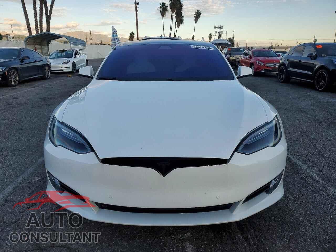 TESLA MODEL S 2017 - 5YJSA1E21HF217558