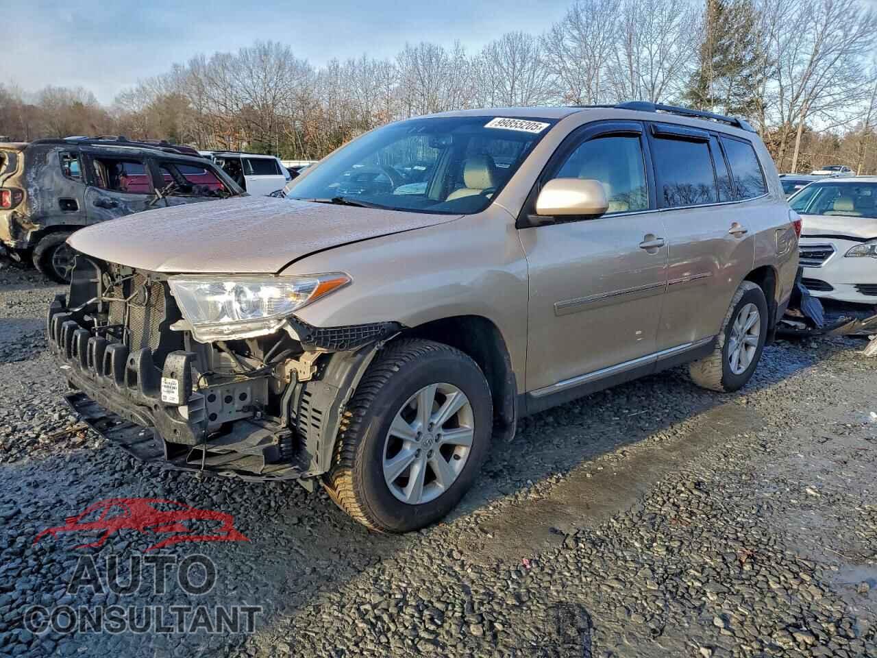 TOYOTA HIGHLANDER 2013 - 5TDBK3EH0DS246830
