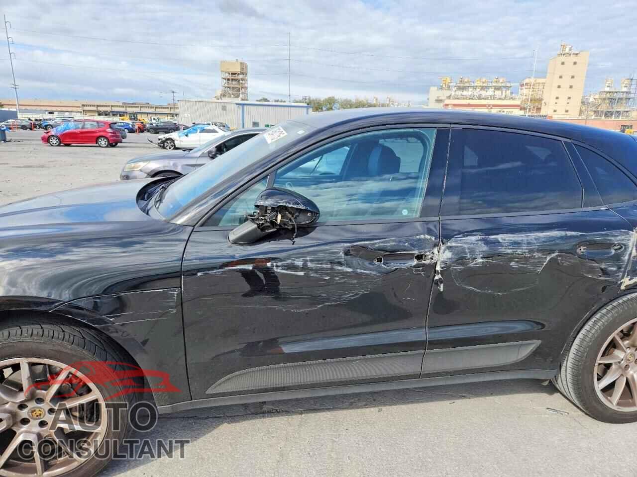 PORSCHE MACAN 2015 - WP1AB2A56FLB52309